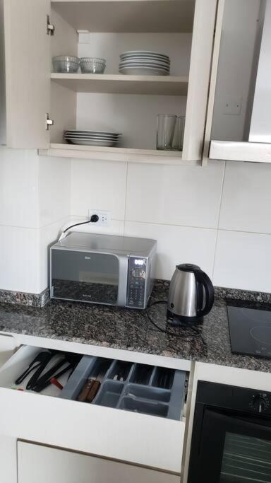 Departamento Centrico, Moderno Y Confortable * Neuquen